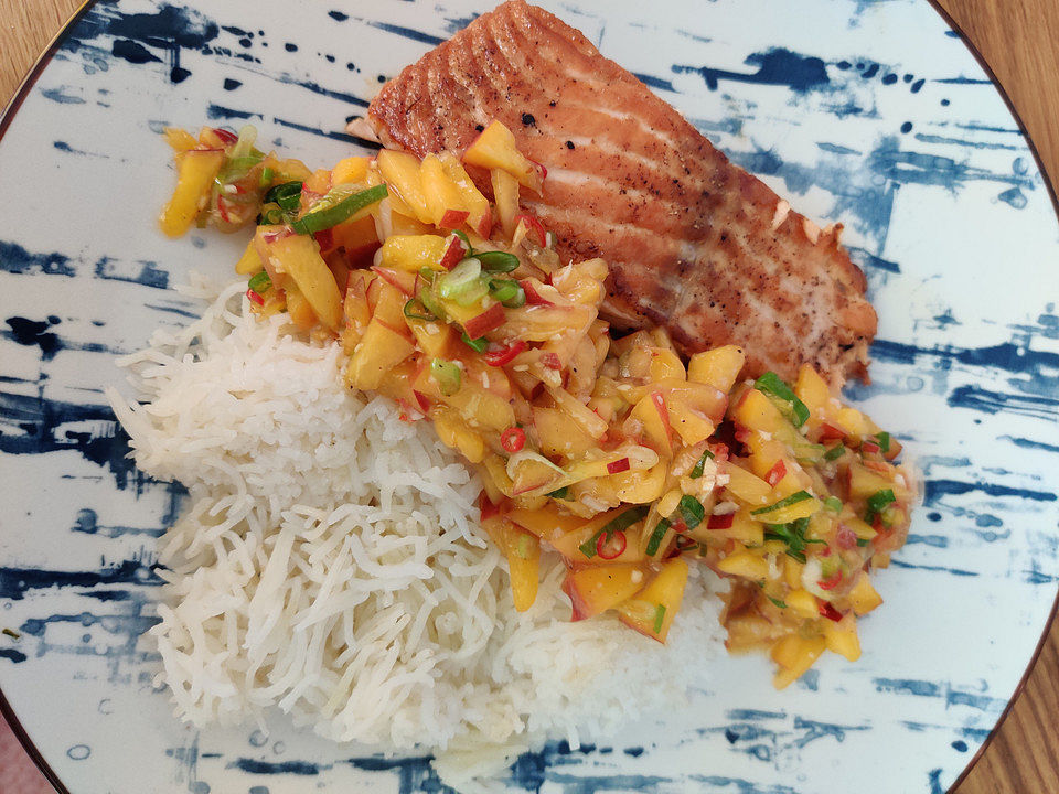 Lachsfilet mit Nektarinen-Salsa von ars_vivendi| Chefkoch