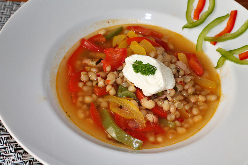 Jugoslawische Bohnensuppe à la Gabi