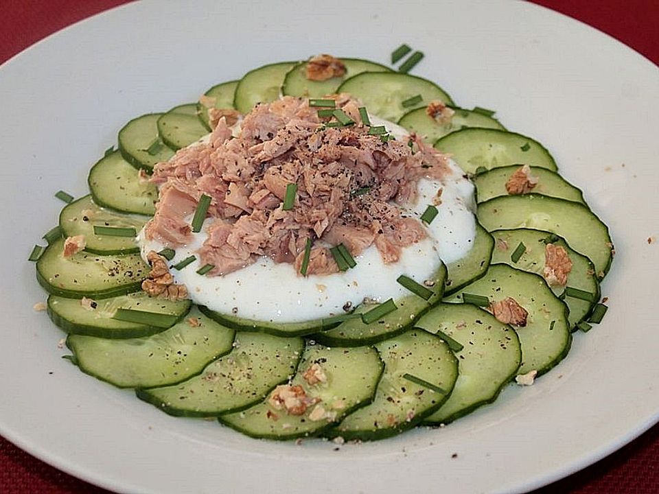 Gurkencarpaccio mit Thunfisch in Joghurtdressing von patty89| Chefkoch