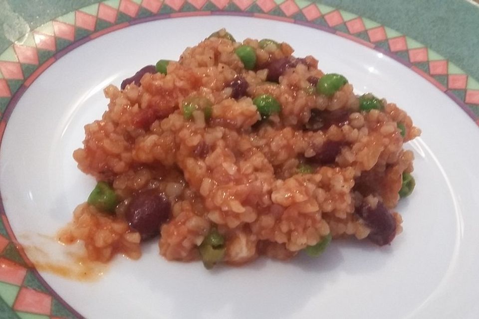 Bulgur in Tomatensauce mit Parmesan