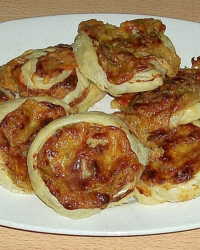 Peperoni-Käse-Schnecken