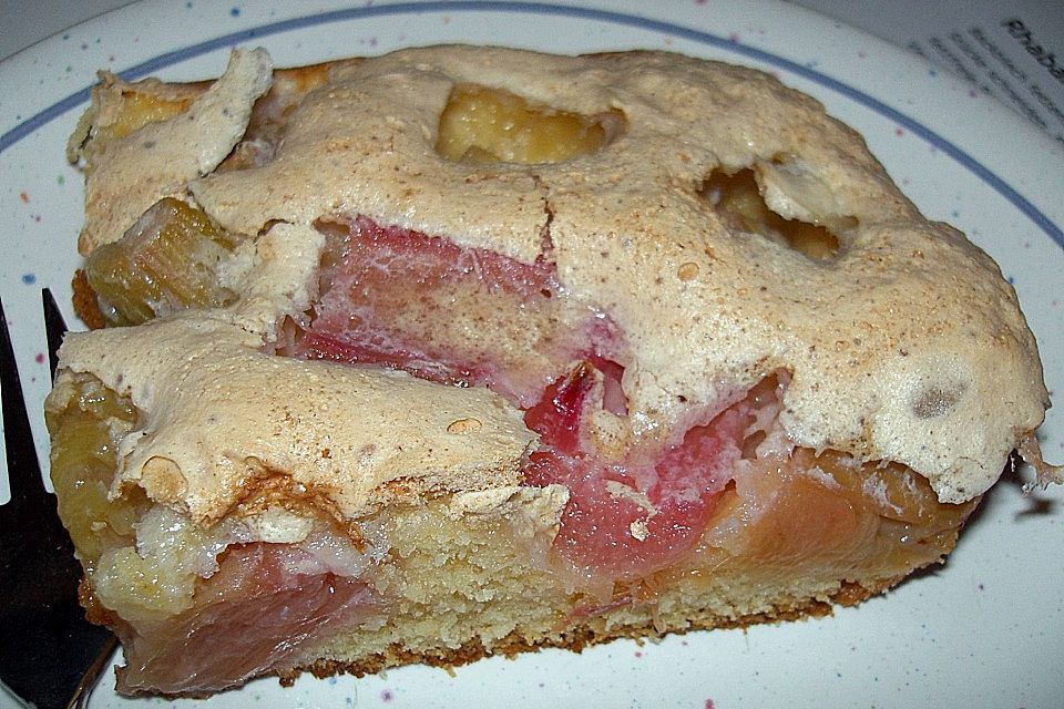 Rhabarberkuchen mit Baiser