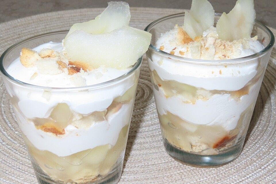 Apfel-Zwieback-Dessert