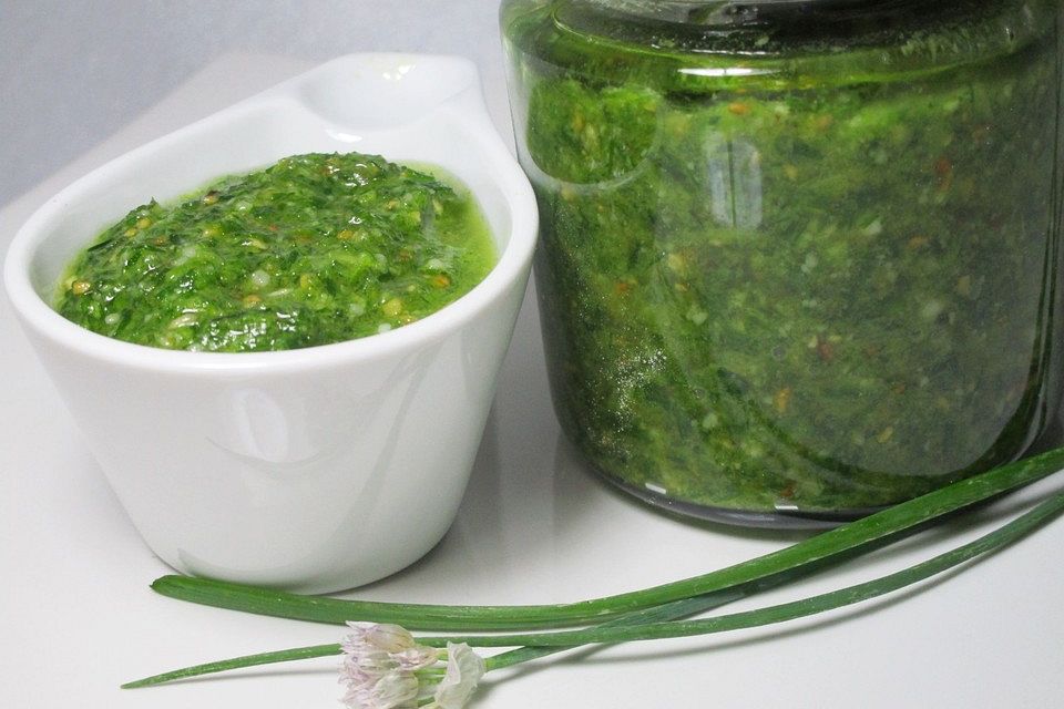 Schnittlauch-Pesto