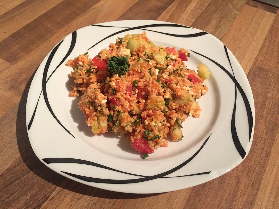 Couscous-Salat mit Schafskäse, Gurke und Tomate von BedOfRoses83| Chefkoch