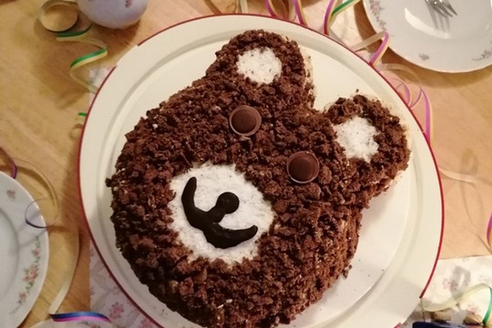 Bärenkuchen zum Kindergeburtstag Bärenkuchen zum Kindergeburtstag