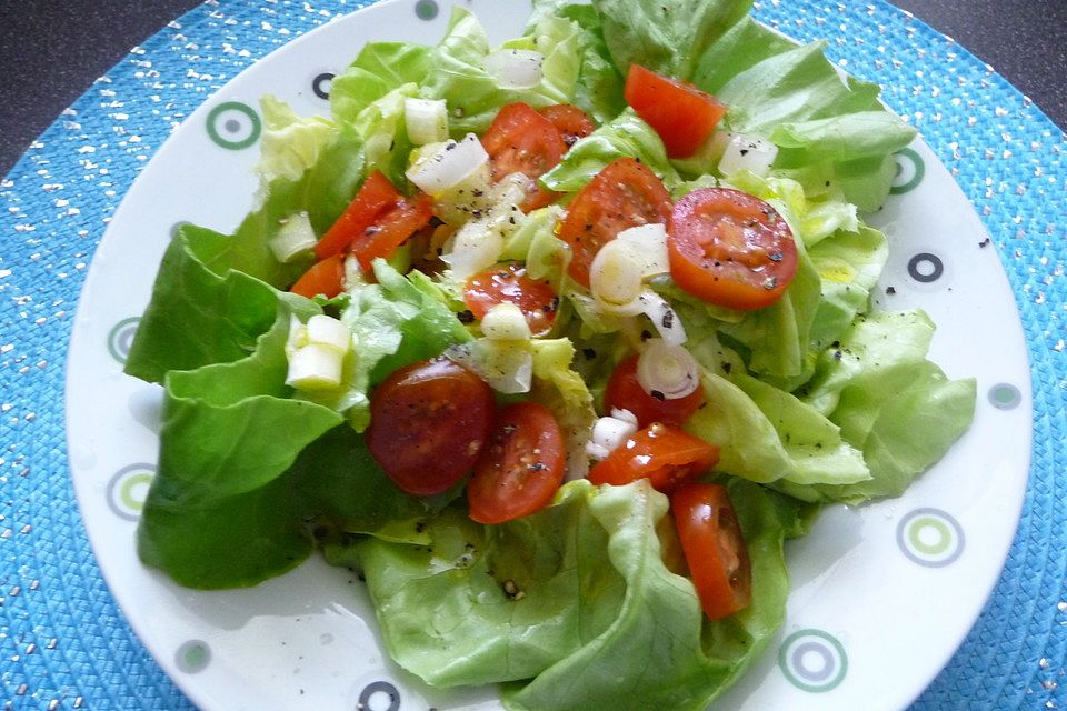 Sehr leckeres Essig-Öl-Dressing Sehr leckeres Essig-Öl-Dressing
