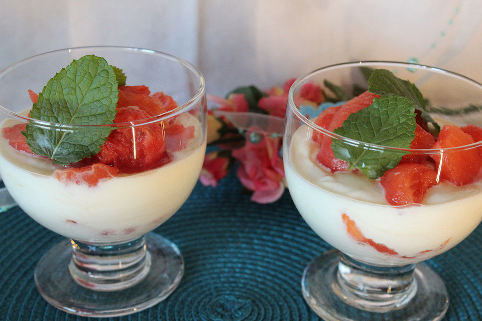 Wassermelone-Griechischer Joghurt-Honig-Dessert