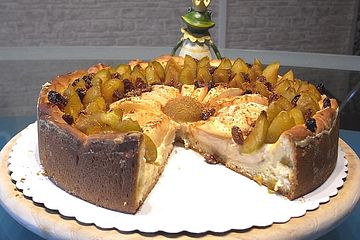 Urmelis saftiger Mirabellen-Apfel-Kuchen mit Mandelcreme