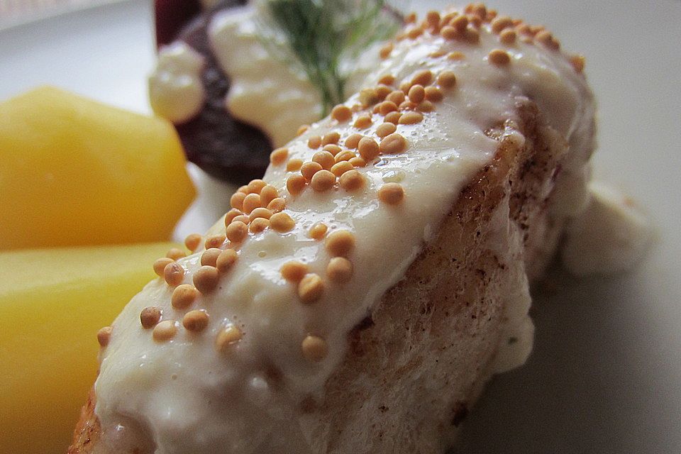 Steinbeißer mit Senfkörnerkick - in Butter gebraten