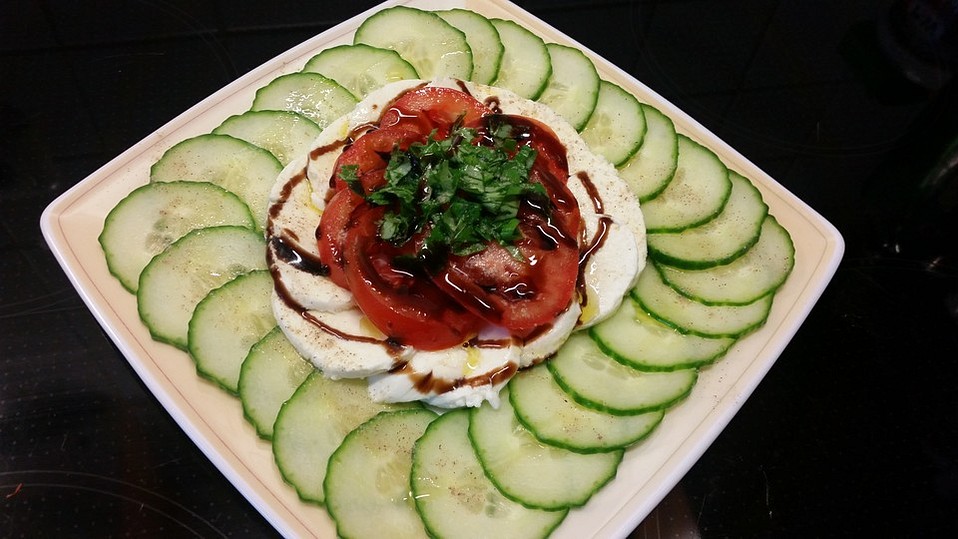 Gurken-Mozzarella-Carpaccio mit Tomaten-Petersilie-Tatar von patty89
