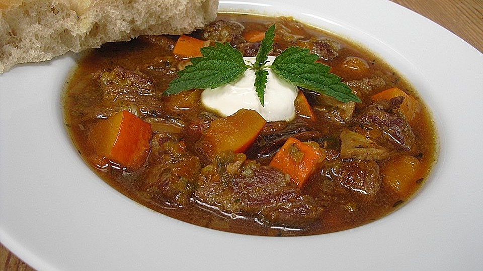 Herbstgulasch von loucylou| Chefkoch Herbstgulasch von loucylou| Chefkoch