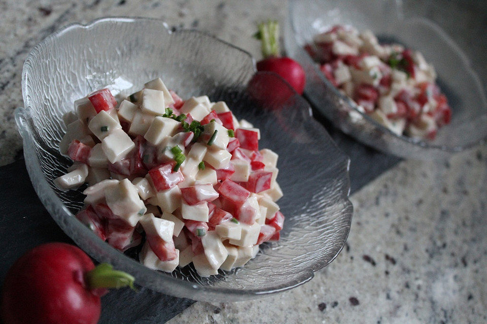 Mozzarella-Paprika-Salat mit Joghurtdressing