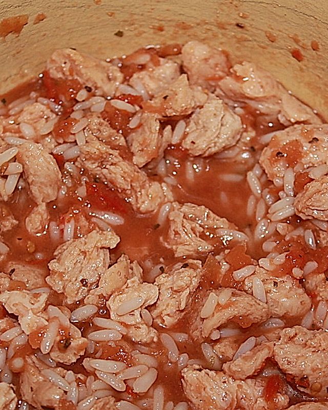 Tomaten-Reis-Suppe mit Sojaschnetzel