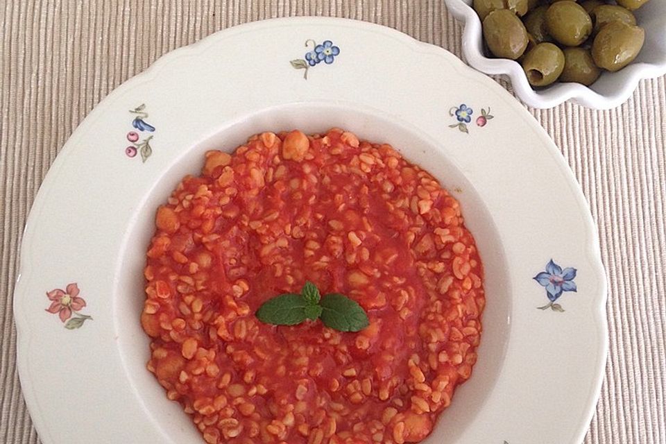 Bulgur in Tomate