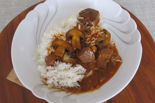 Schweinegulasch mit Pilzen von nici8522| Chefkoch