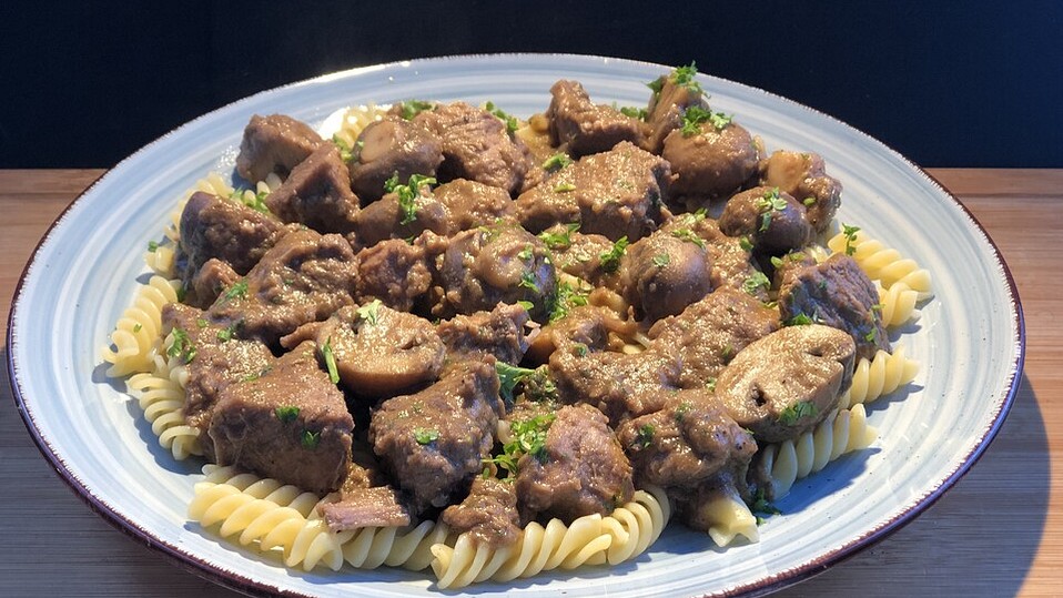 Schweinegulasch mit Pilzen von nici8522