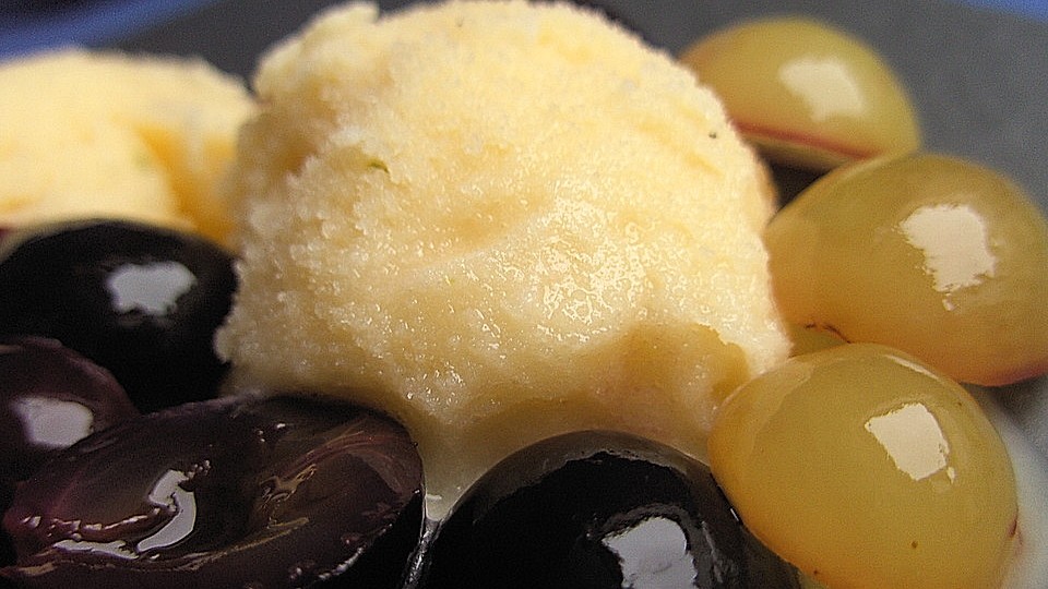 Rieslingeis Mit Traubenkompott Von Evchen Kocht Chefkoch 