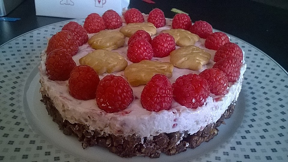 Melodieas Mini-Himbeertorte ohne Backen von Melodiea| Chefkoch