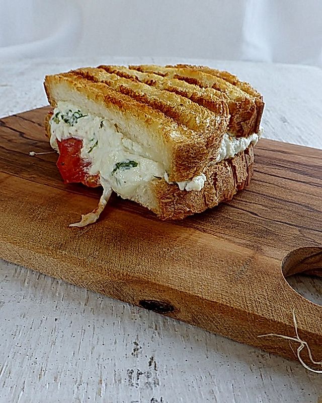 Lasagna Grilled Cheese-Sandwich