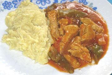 Paprikasch Mit Kartoffelpuree Von Soja2010 Chefkoch 