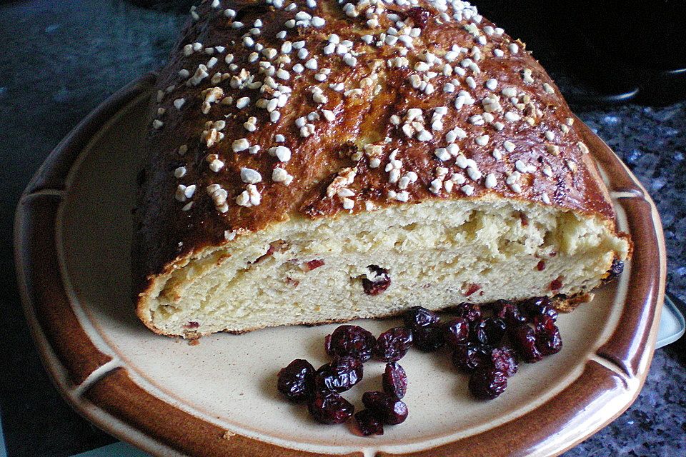 Semmel mit Hagelzucker und Cranberries