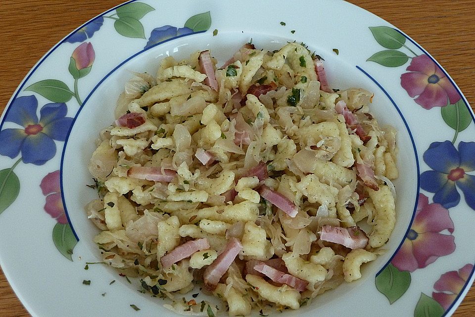 Jäger-Weißkraut-Spätzle