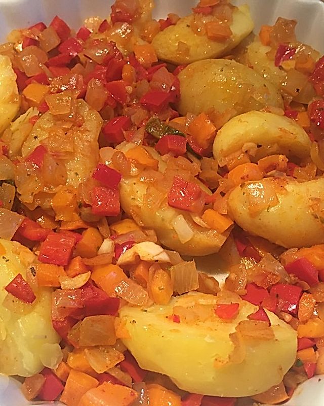 Spanische Kartoffeln mit Knoblauch und Paprika