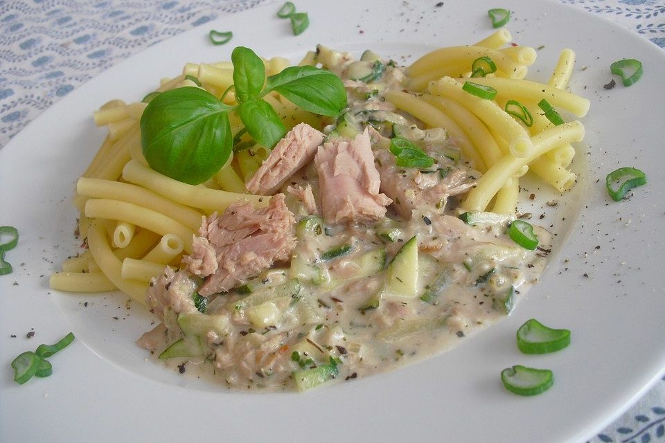 Zucchini - Thunfischpasta