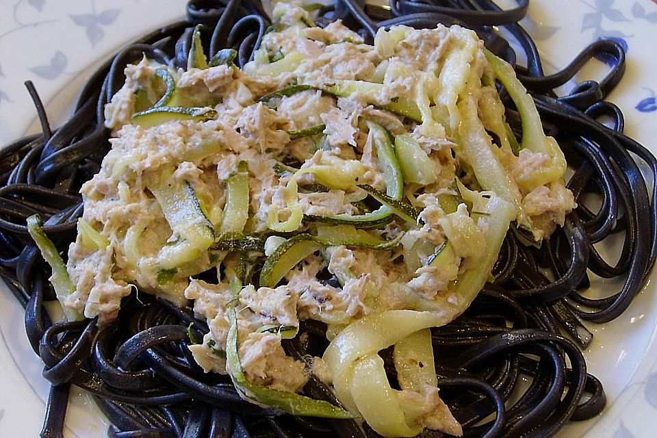 Zucchini - Thunfischpasta