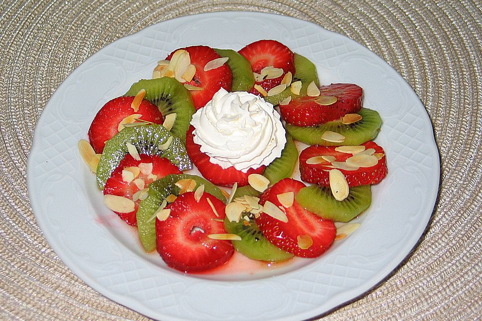 Kiwi - Erdbeer - Salat