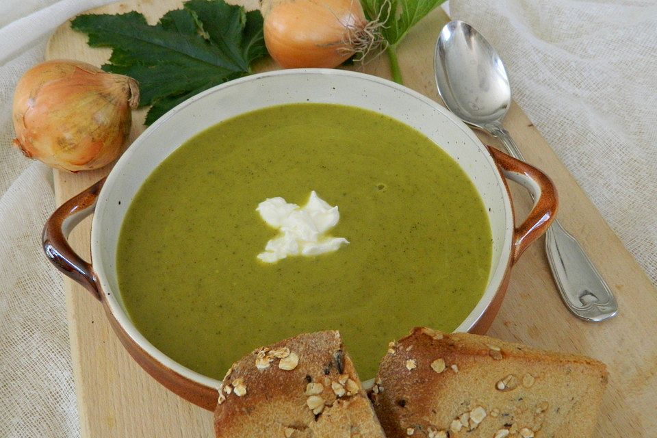 Zucchini-Kartoffel-Suppe