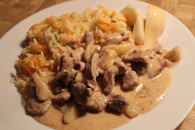 Geschnetzeltes mit Birnen und Karottenreis von Happiness| Chefkoch