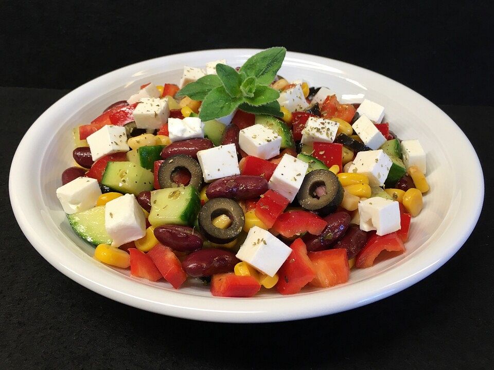 Gemischter Salat mit Feta-Käse von Sara_Engel| Chefkoch
