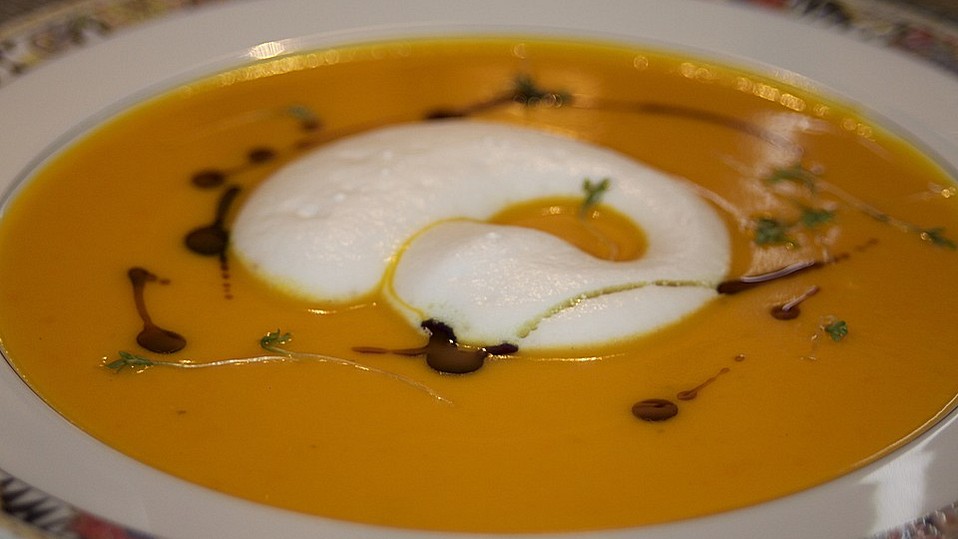 Kürbis-Kokos-Limetten-Suppe von Boritz Kürbis-Kokos-Limetten-Suppe von Boritz