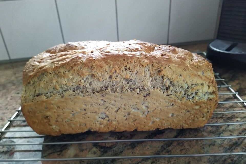 Leinsamen-Haferflocken-Brot