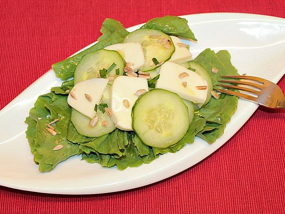 Römersalat mit Gurke und Mozzarella von patty89 | Chefkoch