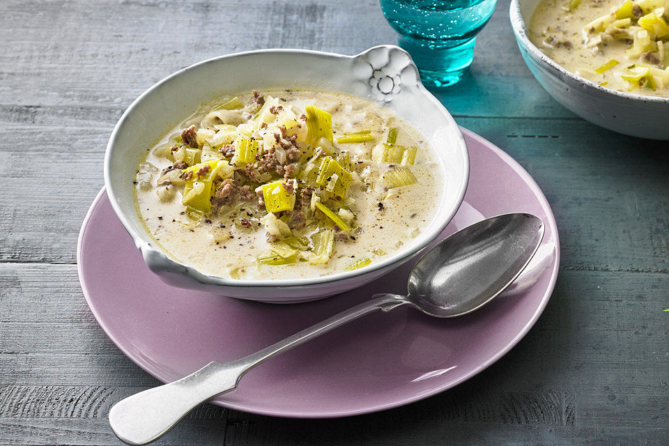 Hack-Käse-Porree-Suppe