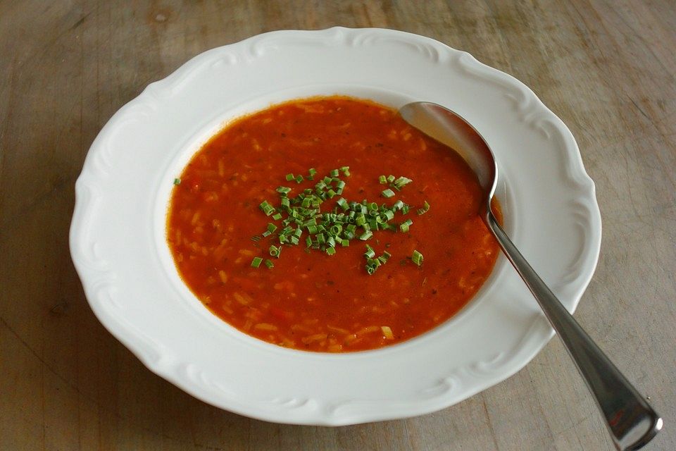 Tomatensuppe aus Tomatenmark