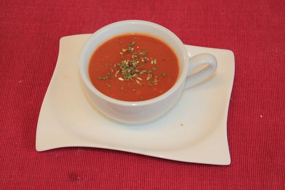 Tomatensuppe aus Tomatenmark