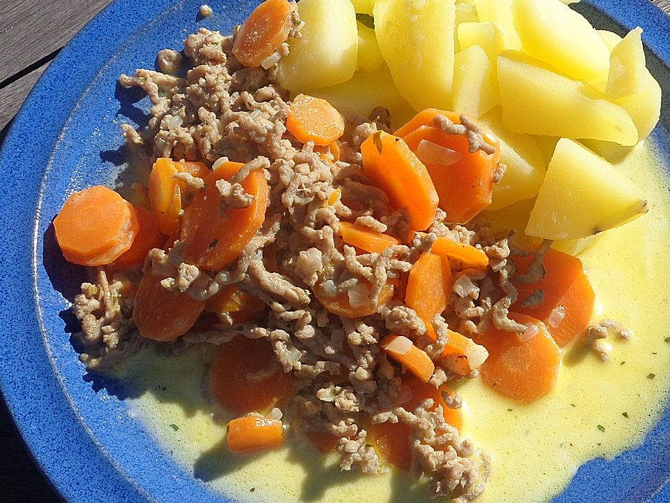 Sahne-Karotten mit Hackfleisch von exilbayern| Chefkoch