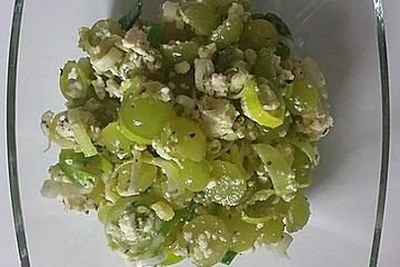Herzhafter Weintraubensalat