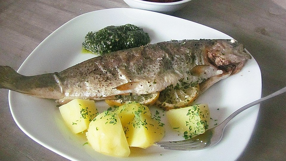 Forelle Mit Petersilienpesto Und Rote Bete Von Pralinchen Chefkoch 