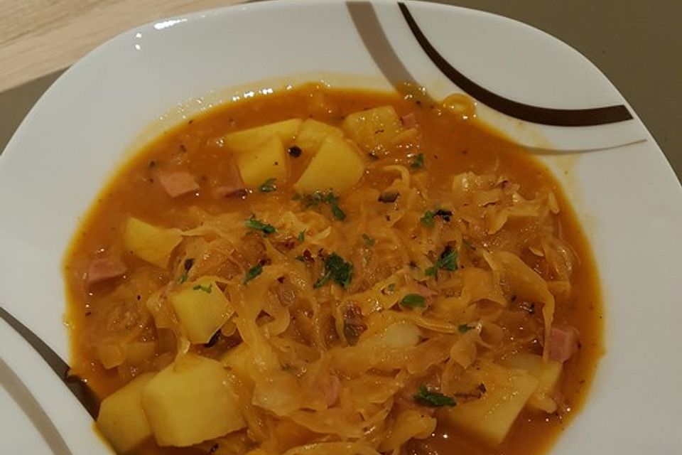 Szegediner Kartoffelgulasch