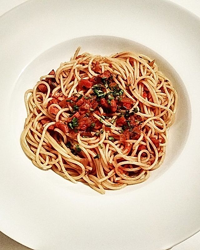 Spaghetti mit Südtiroler Specksauce