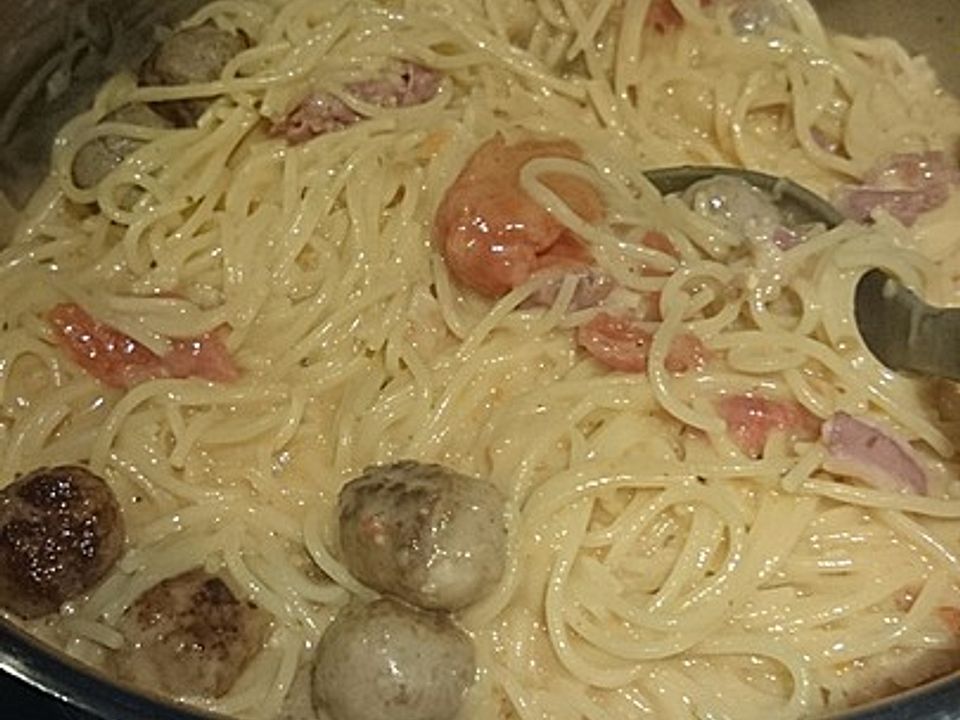 Cremige Spaghetti mit Mettbällchen von curryspice| Chefkoch