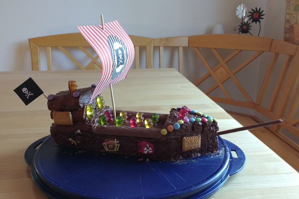 Piratenschiff-Geburtstags-Kuchen à la Dani