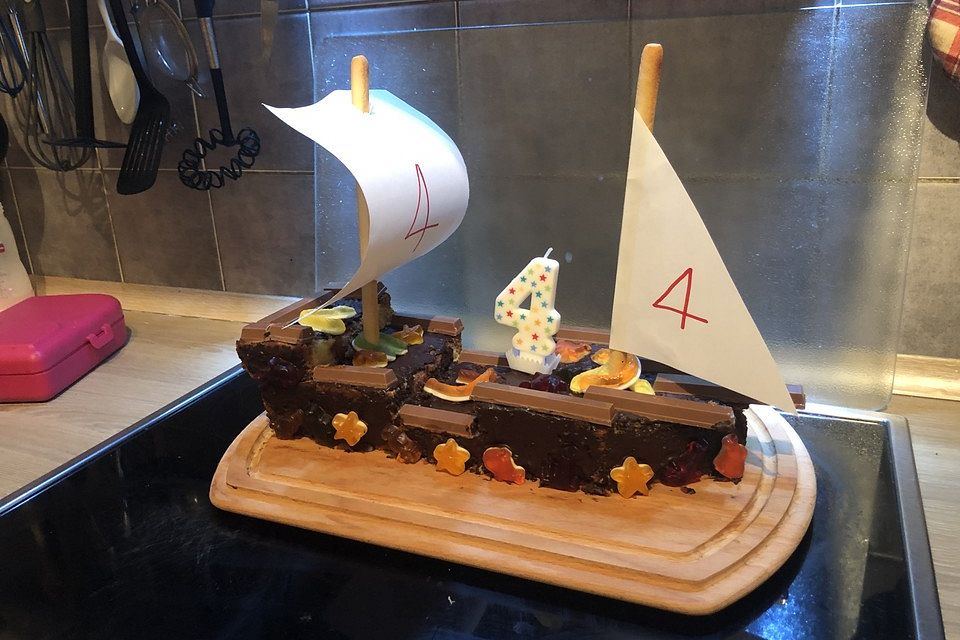 Piratenschiff-Geburtstags-Kuchen à la Dani