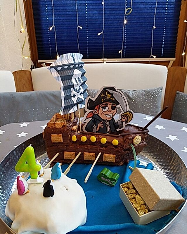 Piratenschiff-Geburtstags-Kuchen à la Dani