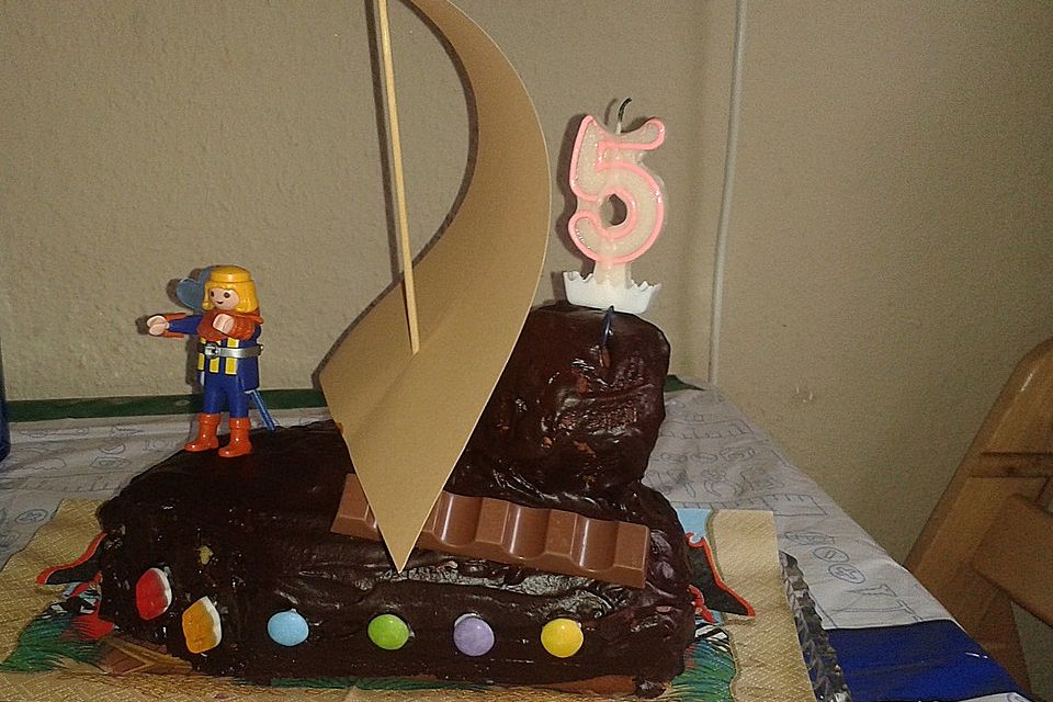 Piratenschiff-Geburtstags-Kuchen à la Dani